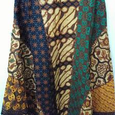 Bahkan soal kualitas dan keunikan, motif dan model batik papua punya ciri khas tersendiri yang sangat indah. Tunik Batik Asimetris Fesyen Wanita Pakaian Wanita Di Carousell
