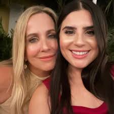 Hello! I'm seeking feedback from parents whose children are currently  enrolled at either Saint Gregory Catholic School or Saint David Catholic  School for middle school, as we make the transition from public