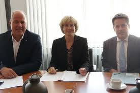 Silbernetz im wettbewerb um den „psd zukunftspreis 2019 2/9/2019 silbernetz e.v. 12 500 Euro Fur Kreative Schulprojekte In Der Region