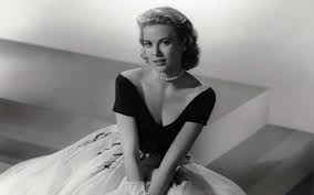 Bagi kalian yang sedang mencari video angela grace maka kalian tidak usah khawatir ya sobat nama angela grace memang saat ini tengah viral di media sosial seperti pada aplikasi tiktok. Grace Kelly Refused To Give A Private Audience To Photographers Unless They Had Pictured The Queen Royal Photographer Reveals