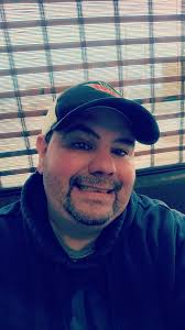 Watch out ladies🫣 He's talking to all kinds of different women in  different county's surrounding sevierville When he match with me his  location said Seymour When he match with my friend it