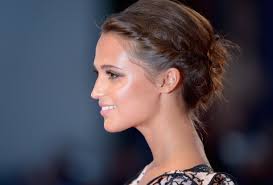 She is an actress, known for a royal affair (2012), ex machina (2015). Faszination Alicia Vikander Michael Fassbender Sind Wir Ebenfalls Von Ihr Fasziniert Vogue Germany