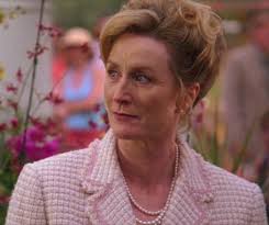 Edna Crocker's Instagram, Twitter & Facebook