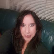 Peggy Plummer's Instagram, Twitter & Facebook