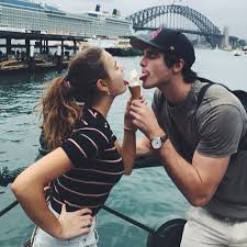 The kissing booth 3 ein film von vince marcello mit joey king, jacob elordi. Jacob Elordi E Joey King The Eichen House Facebook
