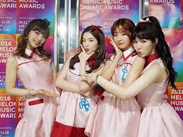 Russian roulette (3rd mini album) von red velvet · cd (compact disc). Red Velvet Has A Special Way Of Making Sure No Member Is Ever Left Behind Koreaboo