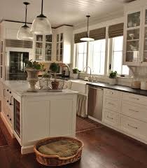How to coordinate paint color with cabinet color? Cream And White Kitchens Happy Accident Or Stroke Of Genius