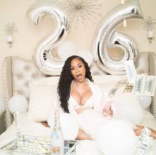 Ideas Slay Birthday Photoshoot With Friends Pin On Slay Day