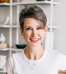 Lorrie Thomas Ross, The Marketing Therapist®