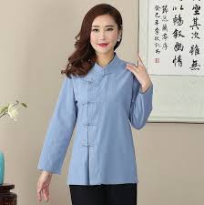 Baju kemeja putih memiliki daya tarik tersendiri dibandingkan dengan menggunakan baju warna lainnya yang terkadang tanpa memiliki. 500 Gambar Desain Baju Atasan Wanita Hd Paling Keren Infobaru