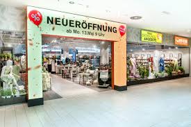 Vorhaenge gmbh and its registration expires in 51 years. Loebell Nordberg Online Presse Center