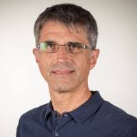 Daniel Zweifel's Instagram, Twitter & Facebook