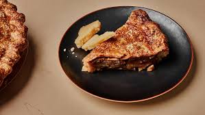 This Apple Cheddar Pie Brings The Sweet Savory And Cheesy Cheddar Food Processor Recipes Food