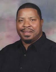 Earl Brownlee's Instagram, Twitter & Facebook