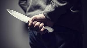 L'amie de la magistrate qui marchait. Dans L Eure Un Homme Blesse D Un Coup De Couteau Dans Le Dos