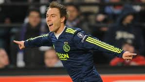 Christian eriksen er vågen og er til yderligere undersøgelser på rigshospitalet. Manchester United In Talks With Ajax Star Christian Eriksen Sport360 News