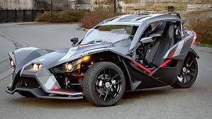 2018 Polaris Slingshot Grand Touring Le Is Equipped With Slingshade Roof And Other Comforts Throttlextreme Polaris Slingshot Slingshot Car Three Wheeled Car