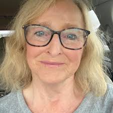 It's gonna be a classic for all time! 'Tis the season for 'You Make It Feel  Like Christmas'! ❄️ gx