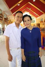 ล่าสุด อาต้อย เศรษฐา ติด #โควิด19 หลังจากที่ก่อนหน้านี้ ลูกสาว, ลูกเขย, หลานชาย ติดโควิด ทางอาต้อยไปตรวจผลเป็นลบ พอรู้ว่าหลาน. Vaotbmpdqhrf2m