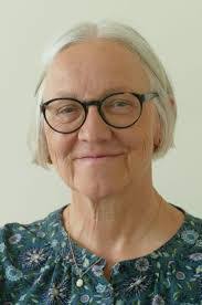 Georgia Blume's Instagram, Twitter & Facebook