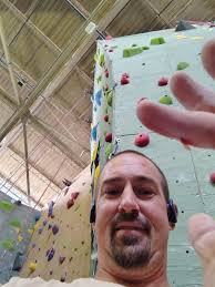 Serious question…what is the best way to combat dry fingers and slippage  when building? It is probably the biggest issue that drives me insane!