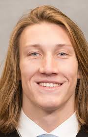 Finally, Fields vs Lawrence: 'This is the future of the NFL'