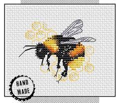 Free patterns / free patterns / free cross stitch patterns. Bumblebee Cross Stitch Cross Stitch Designs Cross Stitch Charts