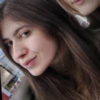 600+ profiluri „Patricia”