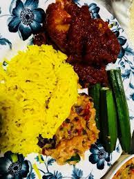 Wah, sesuatu yang baru bagi. Meera Kitchen Resepi Nasi Kunyit Ayam Sambal Dgn Terung Facebook