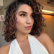 Jennifer Hatcher's Instagram, Twitter & Facebook