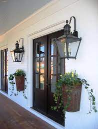Buy outdoor christmas wall decorations and get the best deals at the lowest prices on ebay! 34 Best Porch Wall Decor Ideas And Designs For 2021