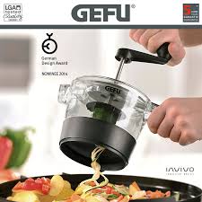 Then poke the claw insert into the opposite end of the vegetable so it's held steadily in place. Gefu Cutter Spiralfix Cookfunky