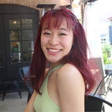 Robin Hankins's Instagram, Twitter & Facebook