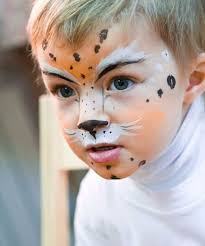 Leopard Schminken Tolle Und Simple Ideen Fur Leopard Gesichtsbemalung Zum Karneval Leopard Schminken Leopard Schminken Kind Leoparden Make Up