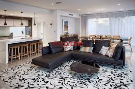 Küçük ev modellerinin de getirisi olan amerikan mutfak salon modelleri, küçük alanların daha verimli kullanılmasını sağlıyor. Beyaz Sportif 2018 Amerika Mutfak Modelleri Dekorone Com