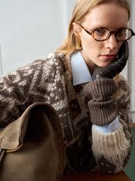 Barbara Lohmann. В наступающем сезоне в сети "Кашемир и Шелк" появился еще  один новый бренд. Он определённо порадует наших клиенток: данному бренду  свойственны элегантные изделия с натуральным составом. Это важный критерий  для