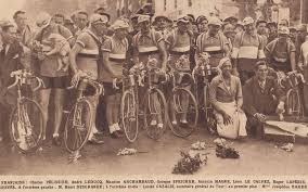 Les courses complètes en streaming gratuit sur auvio. Il Y A 80 Ans Le Tour De France S Elancait Du Vesinet Pour La Derniere Fois Le Parisien