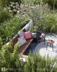 loungehoek binnen buitentuin www stylegardens nl in 2020 buitentuin tuin ideeen tuin