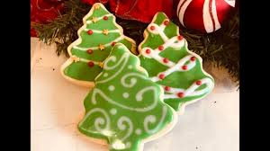 90 christmas cookie recipes that'll make the holidays merry. Decorate Christmas Tree Sugar Cookies With Royal Icing Youtube