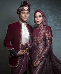 Instagram Media By Blackpepperproduction Repost Rizmanruzaini Nazim Othman And Bella Dally In A Custo Pakaian Pernikahan Baju Pengantin Gaun Perkawinan
