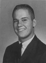 Chris is the son of Mike (Moose) Lyons (SMC 1979) and Sue Metzger Lyons  (SMC 1980).