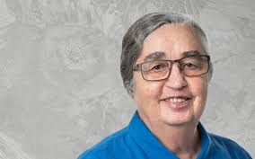 Dr Lesley Wyborn Receives Grahame Sands Memorial Award