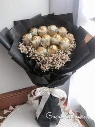 See more ideas about ferrero rocher bouquet, chocolate bouquet, bouquet. Chocolate Ferrero Rocher Bouquet Hobbies Toys Stationery Craft Flowers Bouquets On Carousell