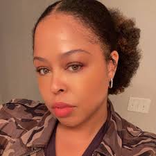 Help identifying Perdue family members in old photo