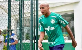 4,000+ vectors, stock photos & psd files. Deyverson E Punido E Desfalca Palmeiras Em Seis Jogos Portal Roma News