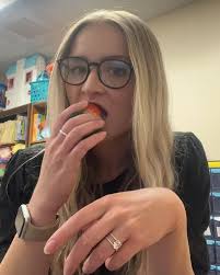 One year married to my BEST friend! Can't believe it has been a year! Life  with you is such a dream!! You make me the happiest person in the world.  Happy Anniversary