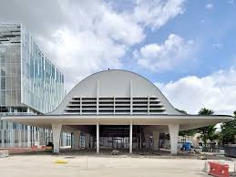 Locate la courneuve hotels on a map based on popularity, price, or availability, and see tripadvisor reviews, photos, and deals. La Halle Ponsan Revit Et S Etend En Bord De Garonne