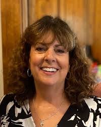 Debbie Bugg's Instagram, Twitter & Facebook