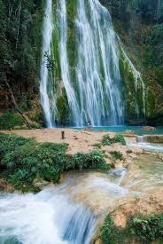 Los periódicos diarios de república dominicana. Salto El Limon Godominicanrepublic Com