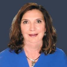 Lee Cramer's Instagram, Twitter & Facebook